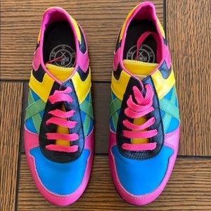 ARTSY SNEAKERS (European Brand)